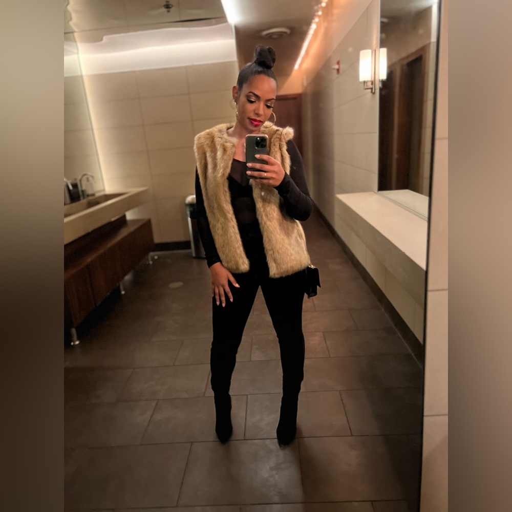 FAUX fur vest